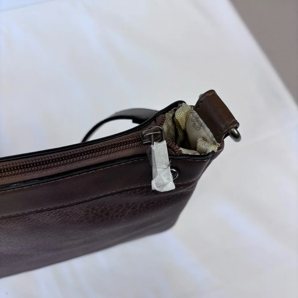 Simply Noelle Brown Messenger Bag with Adjustable Strap. Like New.